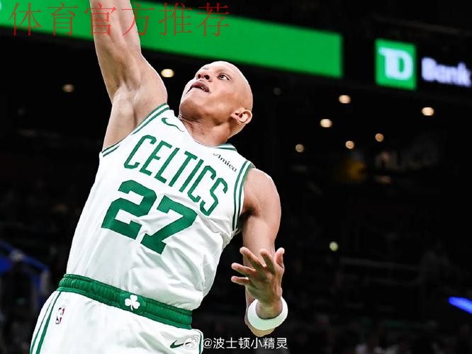 沃尔什篮下错进错出打成2+1,凯尔特人首度领先活塞到两位数 沃尔什篮下错进错出打成2+1,凯尔特人首度领先活塞到两位数